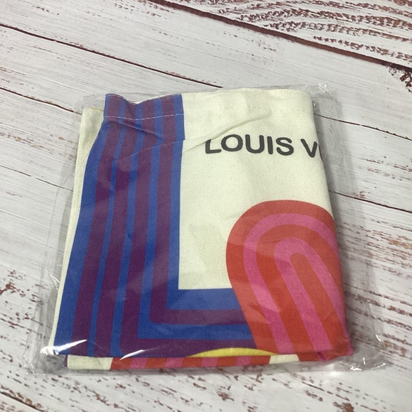Louis Vuitton Canvas Bag Authentic NEW - Picture 3 of 3